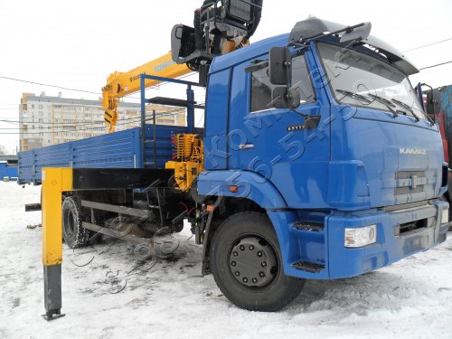 Бортовой КАМАЗ-65117 с КМУ